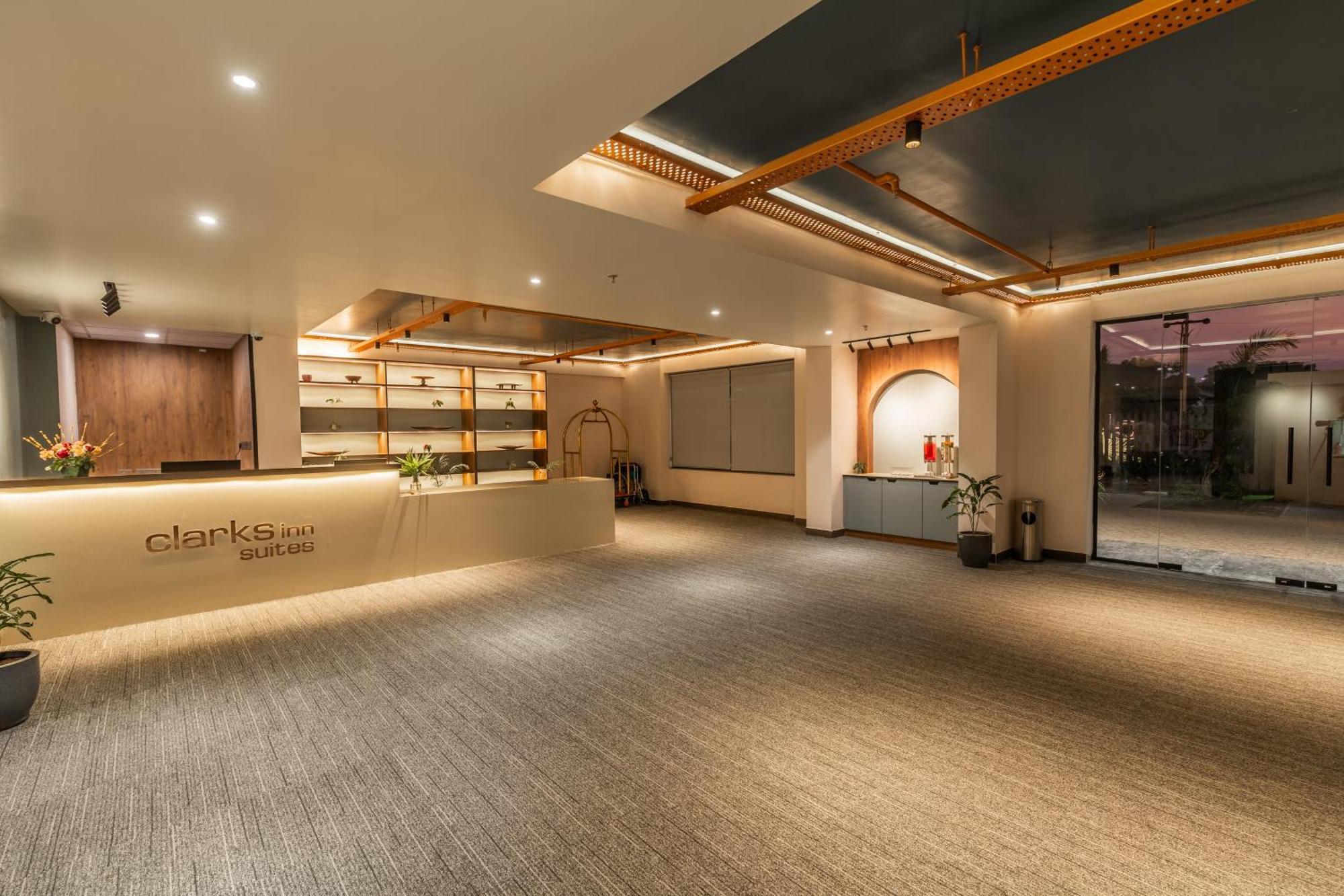 Clarks Inn Suites Dzsaipur Kültér fotó