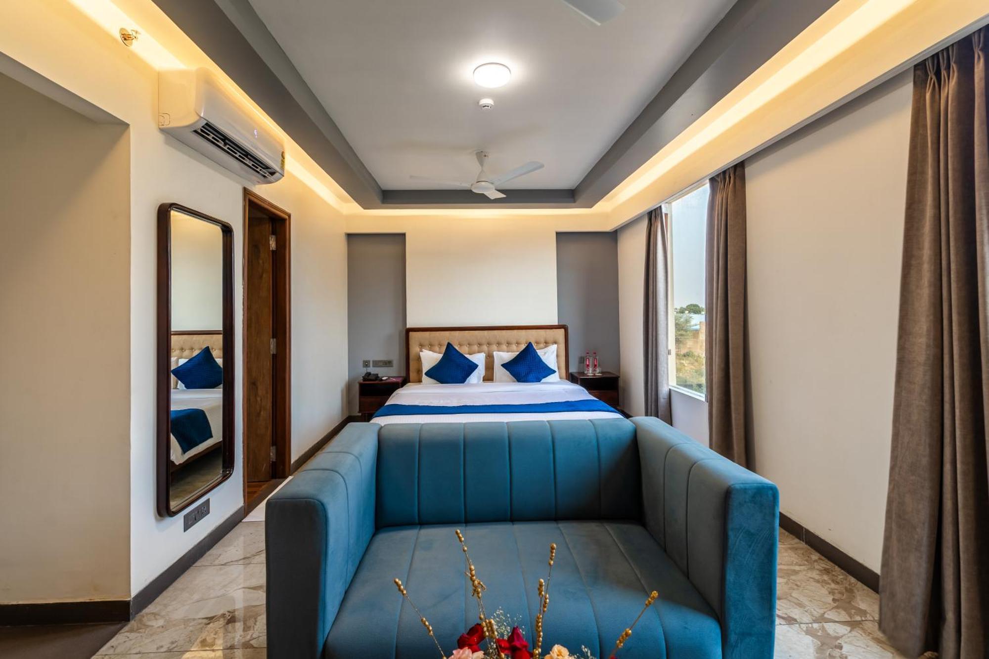 Clarks Inn Suites Dzsaipur Kültér fotó